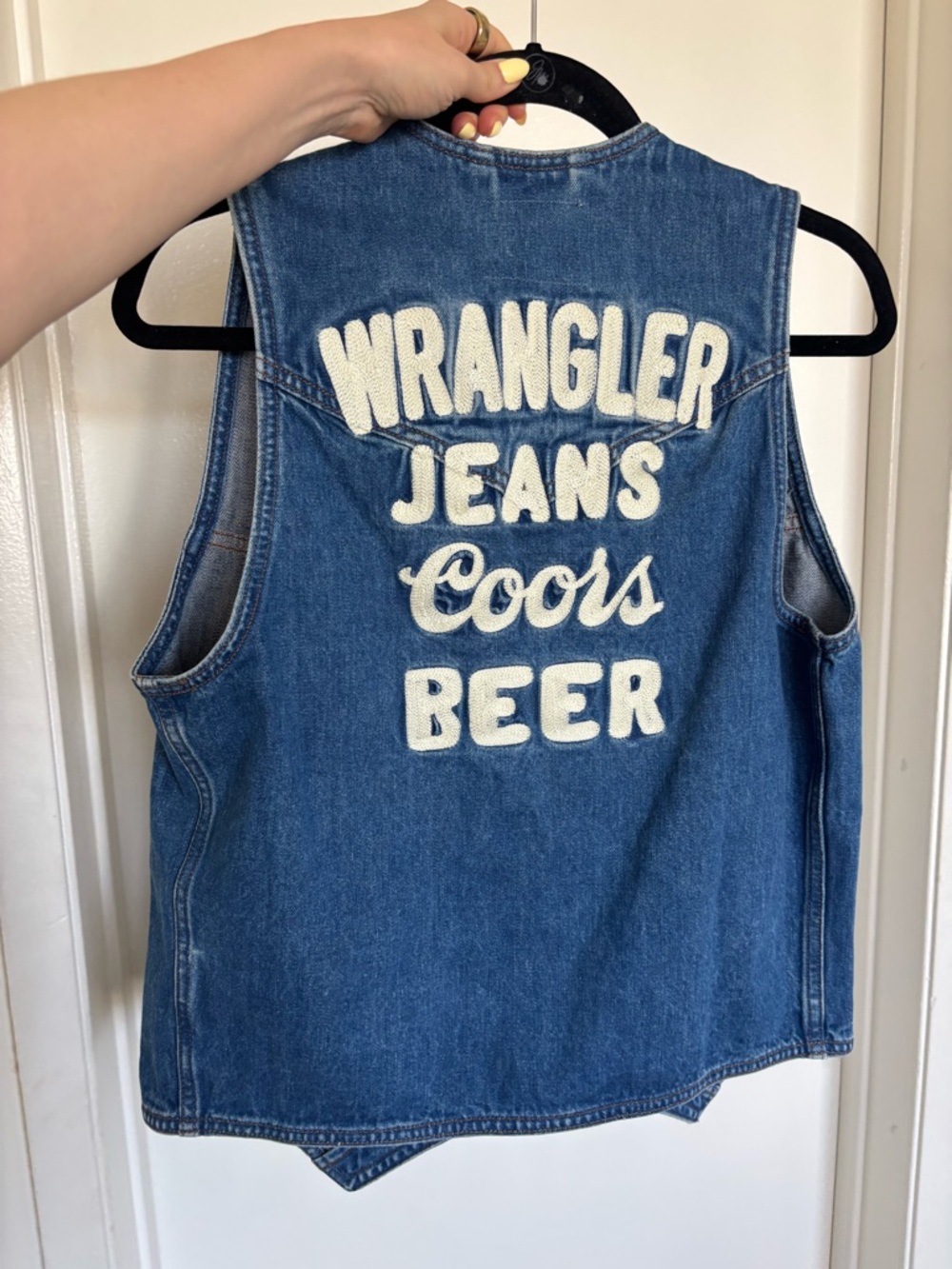 Wrangler & Coors Banquet Denim Vest - Picture 4 of 7